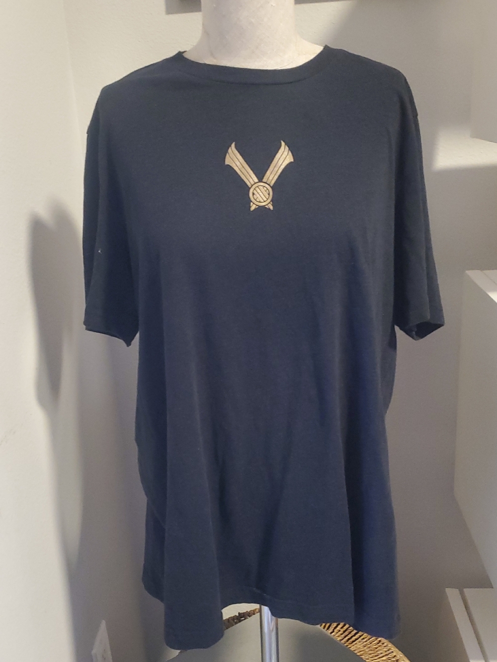 Men's Short-Sleeve Navy Graphic Tee